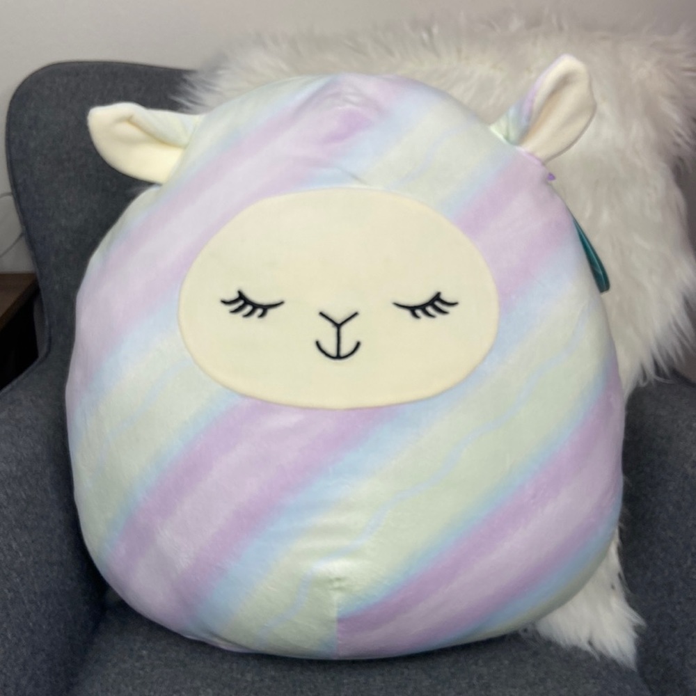 NWT 16” Squishmallow Yareli the Llama